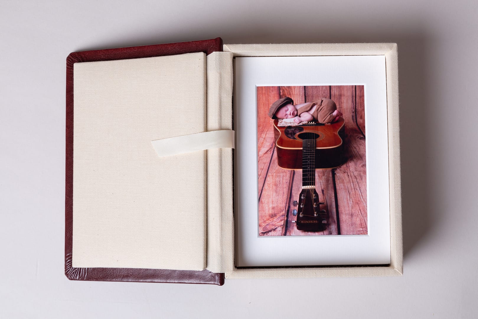 Folio Box